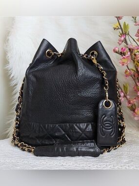 Chanel 1980’s Large Gabrielle Matelasse Aged Leather Hobo Drawstring Bucket Bag